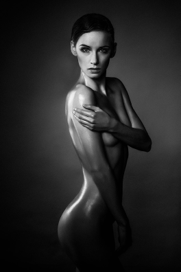 Nude — style example
